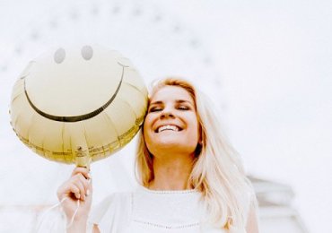 Tiếp thị bằng nụ cười: Hiểu đúng để ứng dụng hiệu quả